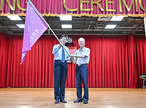 青山校區許銘欽校長榮退,張仁傑副校長接任青山校區校長
